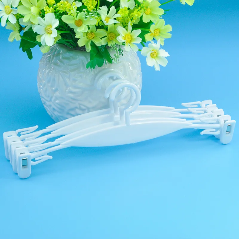 20Pcs/Lot Plastic Underwear Hanger Plastic Sexy Lingerie Tank Top Hanger Bra Sleepwear Display Plastic Hangers 5