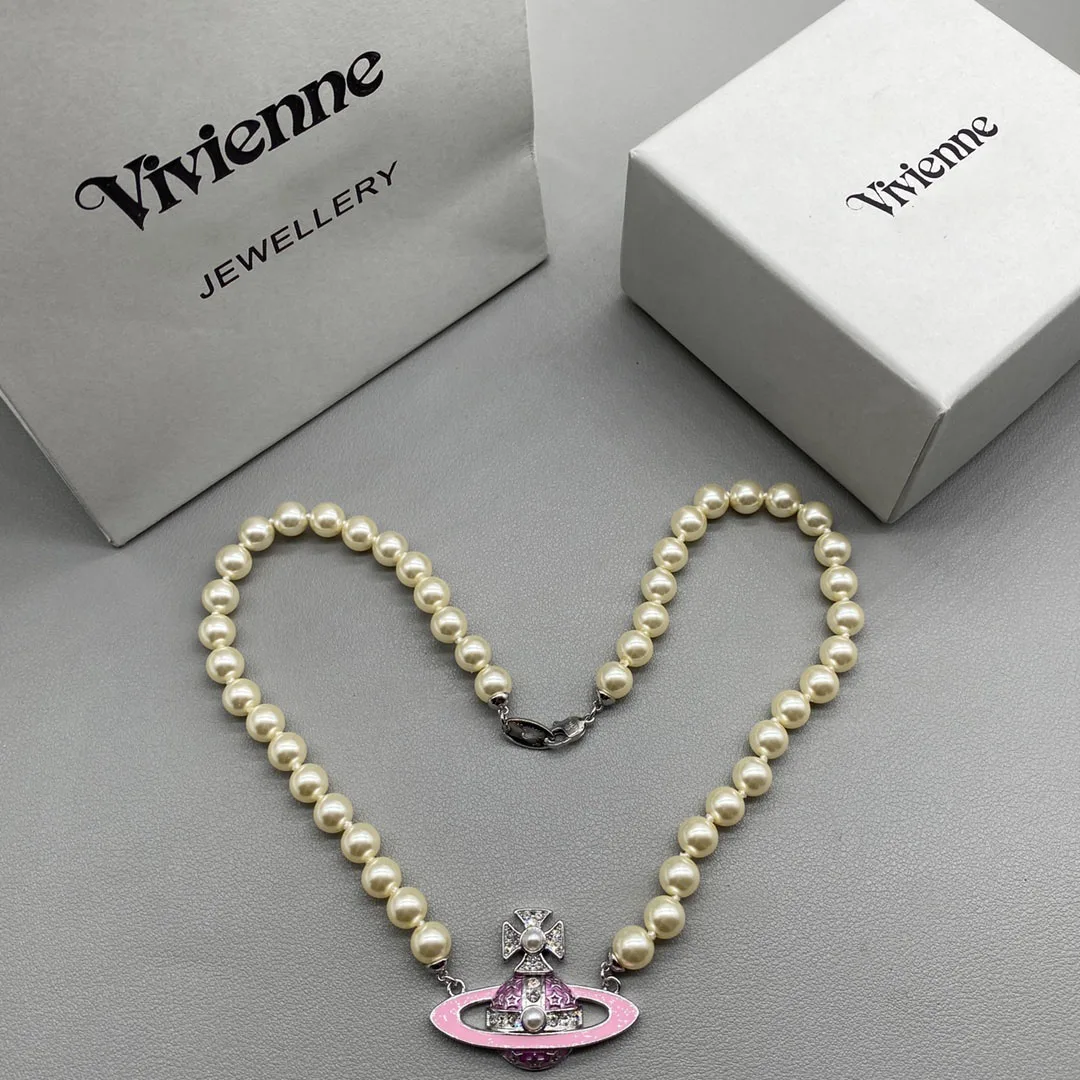 

Vivi New pearl necklace, versatile and fashionable design for women, elegant collarbone chain, Saturn pendant decoration product