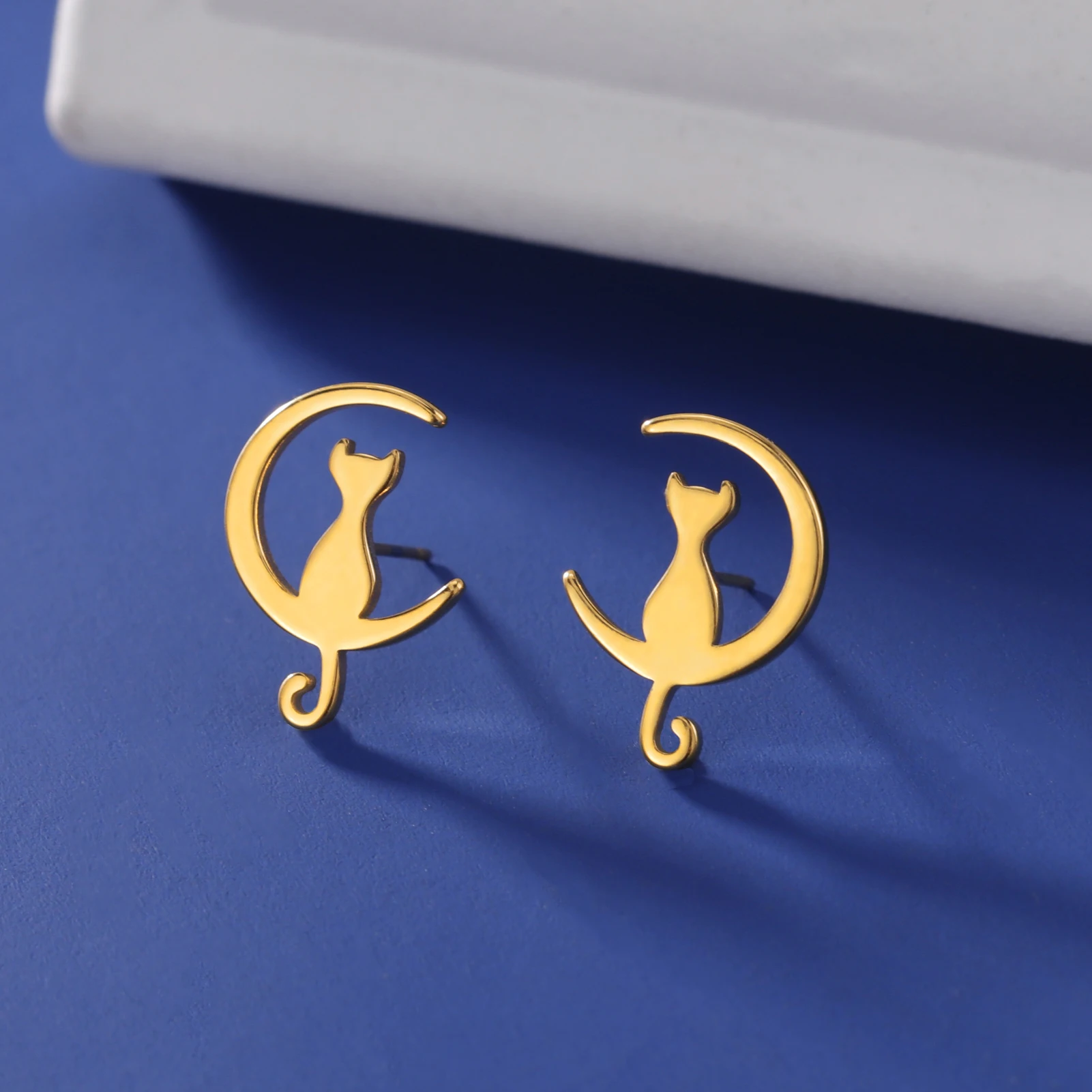 Simple_Korean_Style_Ear_Jewelry_for_Women_Stainless_Steel_Moon_Cat_Stud_Earring_-_PeticaDeals