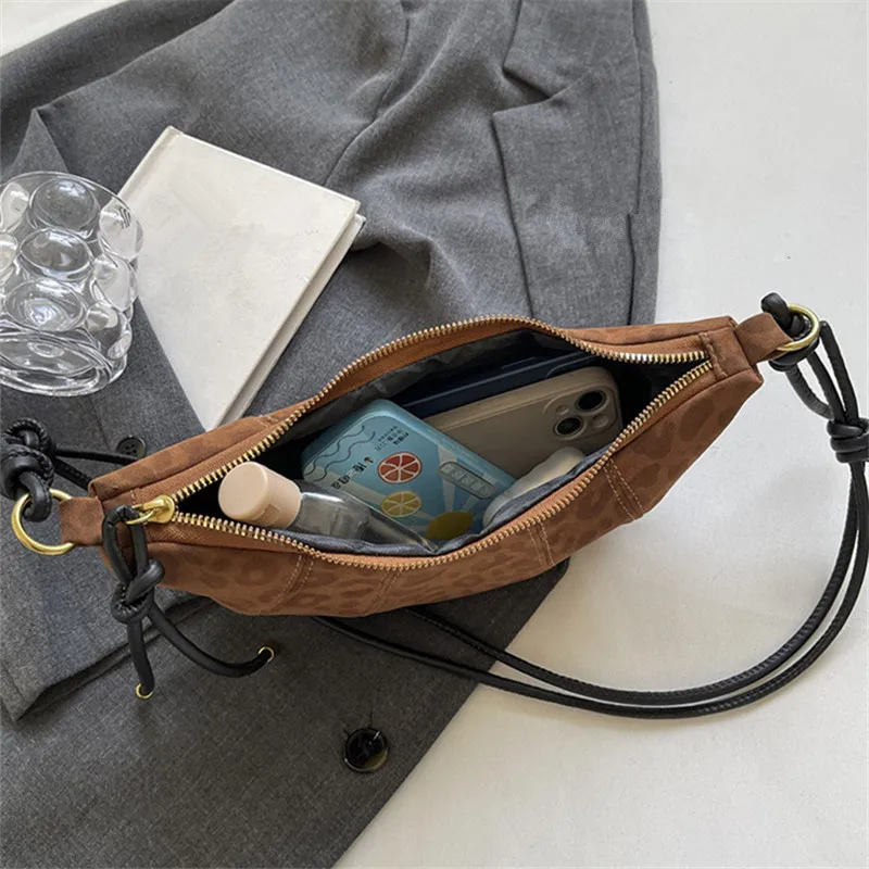 Fashionable Croissant Shape Women's Bag, Casual Simple Crossbody Shoulder Bags for Women Daily Use Commuting Phone Bag,Pockets