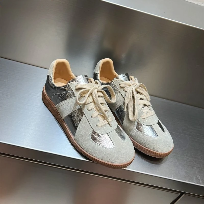 New popular German training shoes for women's sports and casual flat bottomed niche retro leather shoes