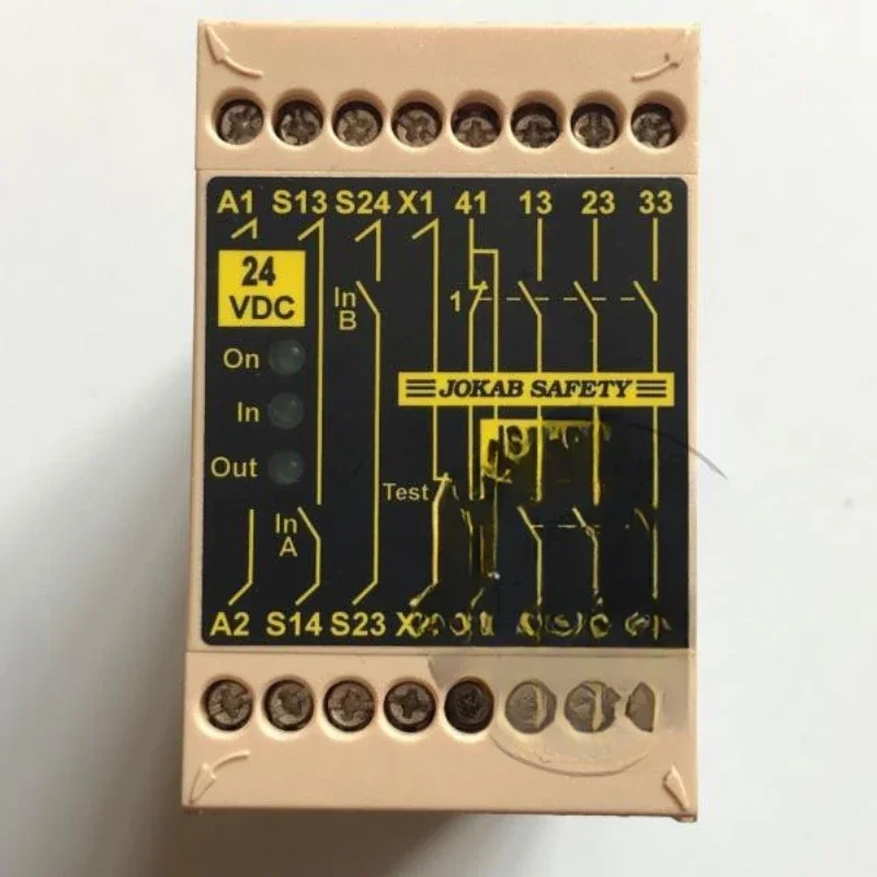 

Original safe safety relay JSBT4/R4 24VDC bargaining Spot