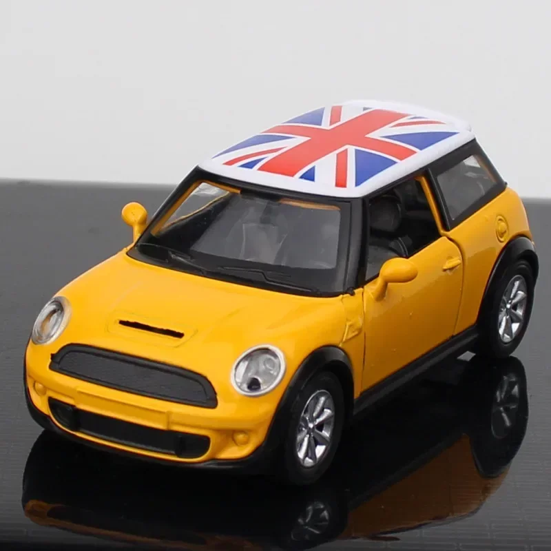 1:36 BMW Mini Cooper classic car High Simulation Diecast Metal Alloy Model car Pull Back Collection Kids Toy Gifts G24 4