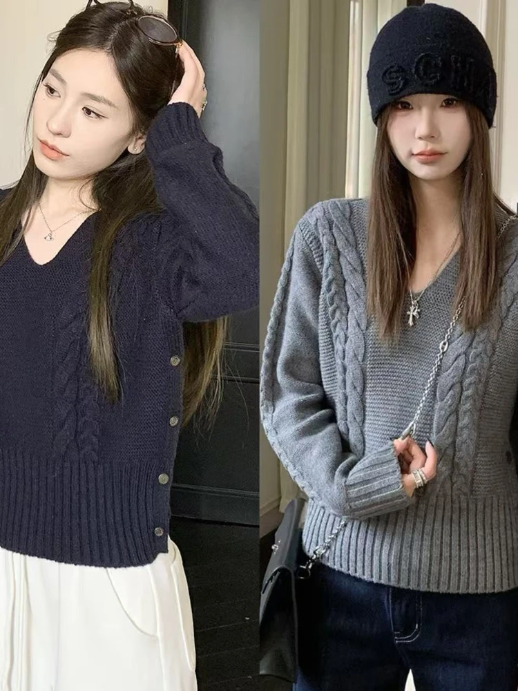 Retro New Autumn and Winter Women's V-neck Solid Color Long-sleeved Sweater Fashionable and Casual Loose Knitted Sweater Blouse