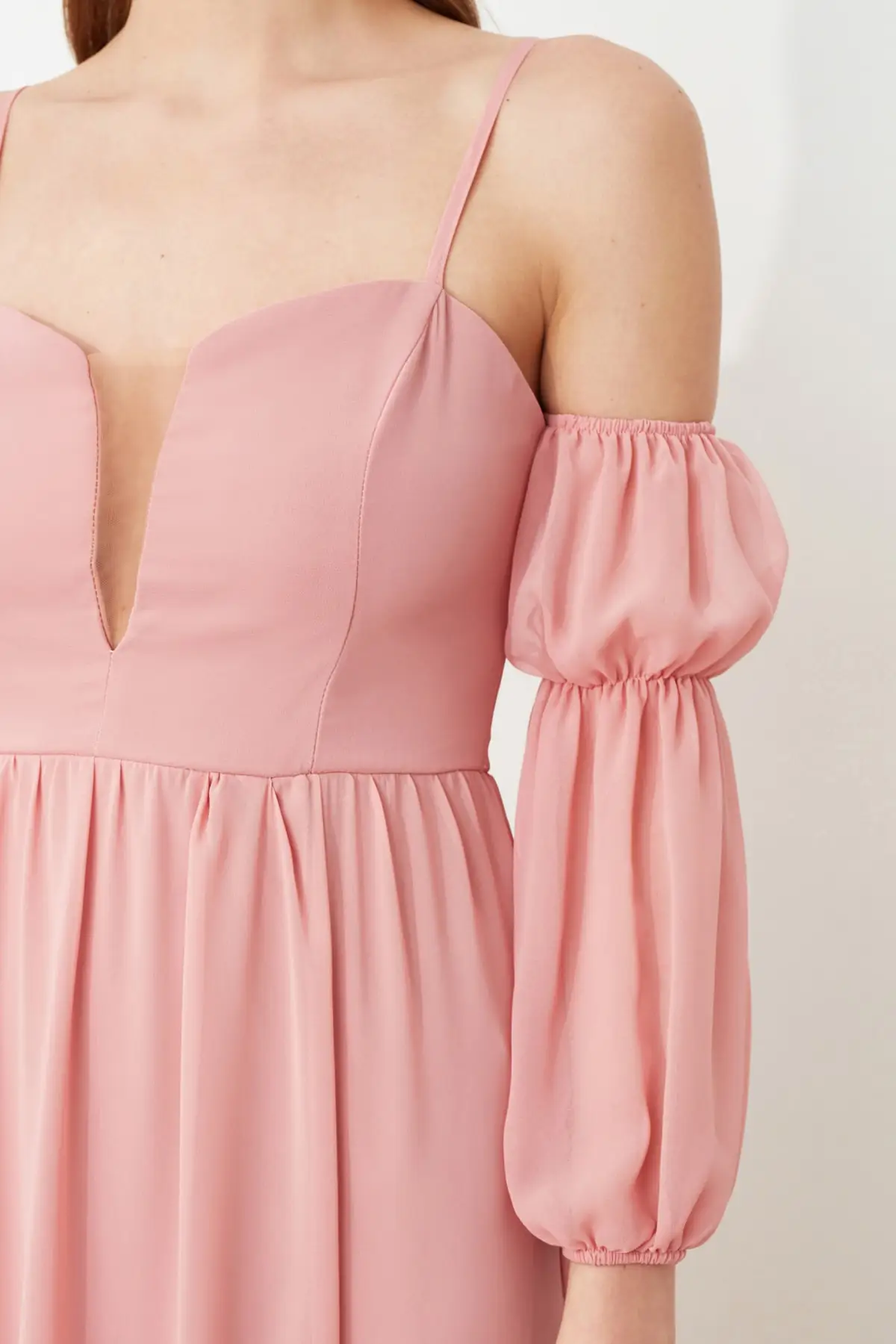 Collar Detail Evening Dress \u0026 Prom Gown 