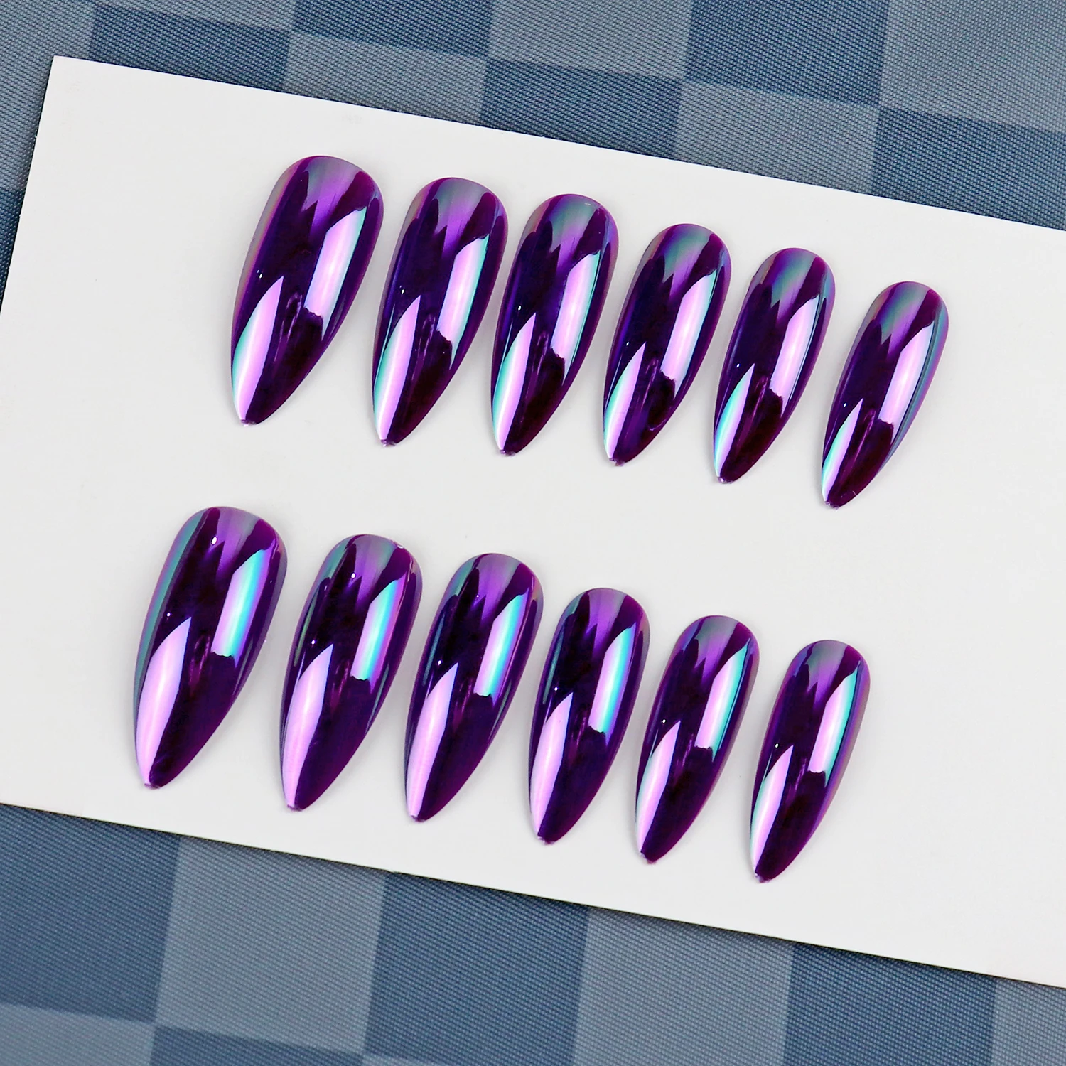 24개 홀로그램 인조 손톱 메탈릭 미러 크롬 가짜 손톱 긴 아몬드 풀 커버 네일 아트 팁 여성용