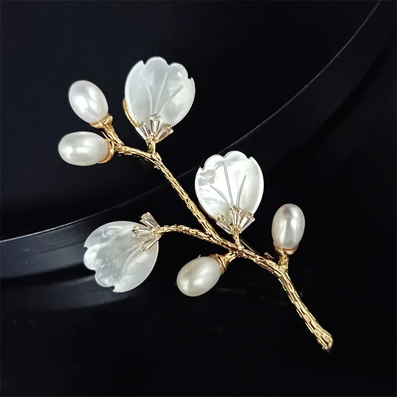 Simple Natural Shell Flower Branch Brooch Elegant Temperament Cardigan Coat Twig Pin Pearl Corsage Ornament Gift
