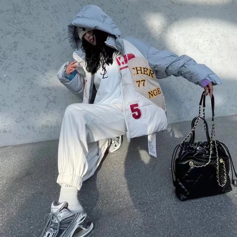 

Женская зимняя куртка, короткая утепленная куртка на белом утином пуху с капюшоном, одежда для хлебобулочных изделий, дизайнерский пуховик с принтом граффити