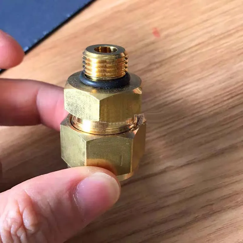 

Винтовой соединитель для масляного трубопровода 30HXC30HXY 06NA06NW