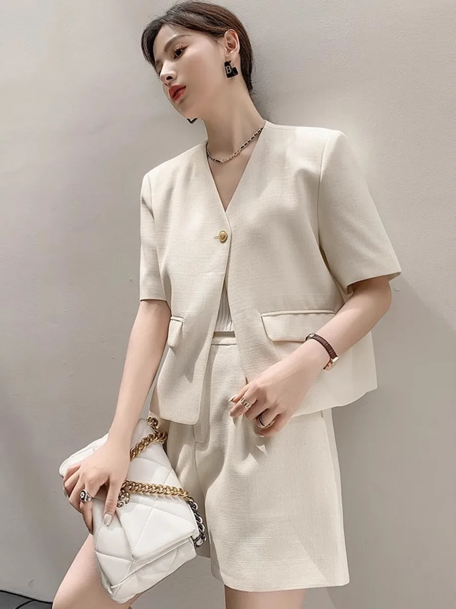 

Chic Elegant Casual OL Blazer Set V neck Short Sleeve Solid Basic Cropped Shirt Tops and Shorts Outfits 2024 Summer Clothes Set