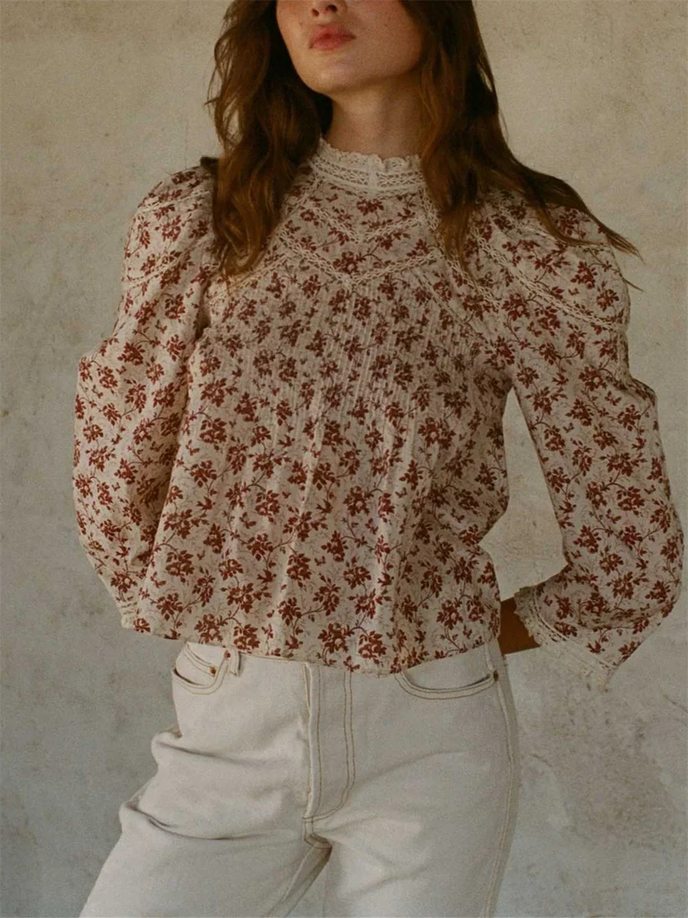 

Women's Shirt Floral Print Ruffled Collar Spring New Lace Stitching Long Sleeve Sweet Tops