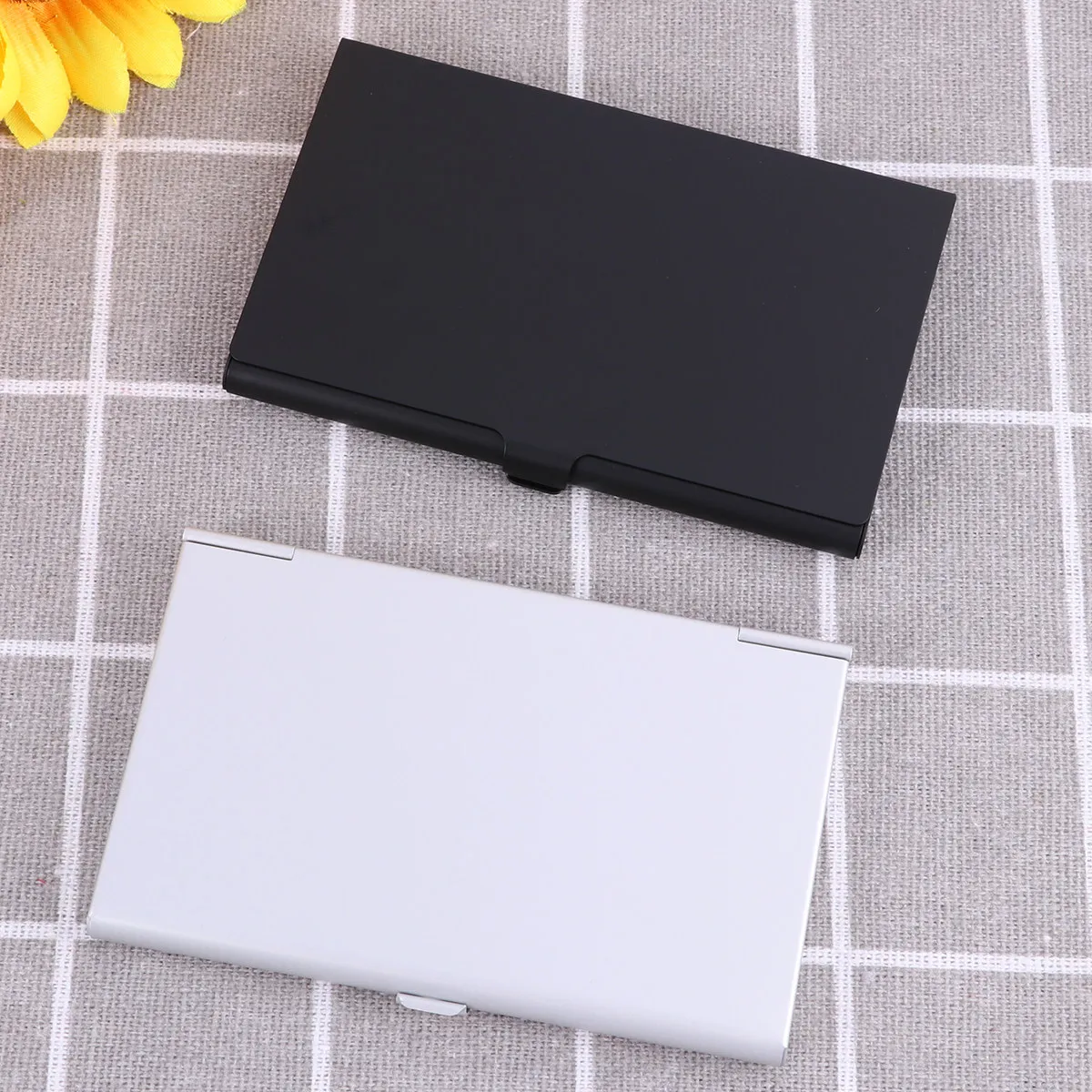 2Pcs 패션 알루미늄 합금 명함 케이스 휴대용 슬림 금속 이름 홀더 주최자 신용 ID 카드 완벽한 선물 블랙