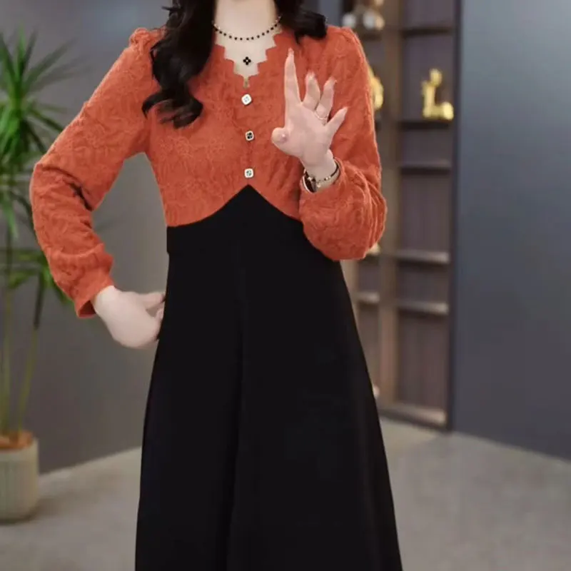 Falso due pezzi eleganti abiti con scollo a v 2024 autunno inverno elegante pizzo Patchwork bottone abbigliamento donna a-line vita Midi Dress 3