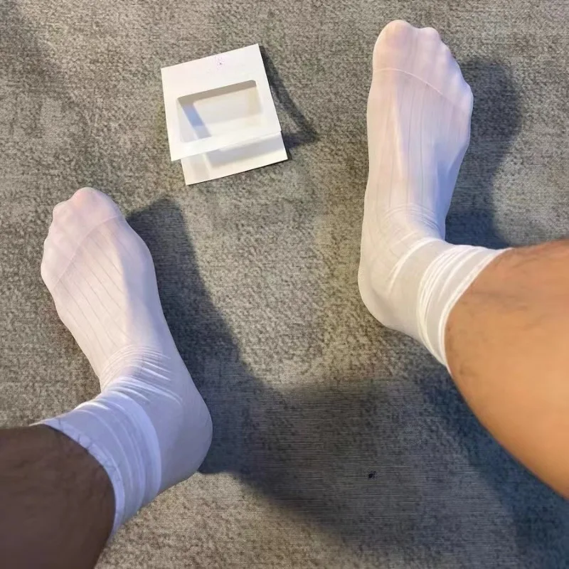 

2024 Ultra Thin Transparent Men Stocking Man Sexy Oil Shine White Calf Socks for Men Business Silky See Through Long Dress Socks