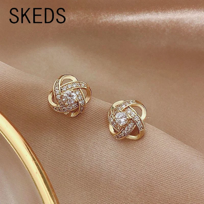 

SKEDS Exquisite Women Girls Cross Crystal Earrings Jewelry Korean Style Fashion Lady Elegant Shiny Boutique Decoration Ear Rings