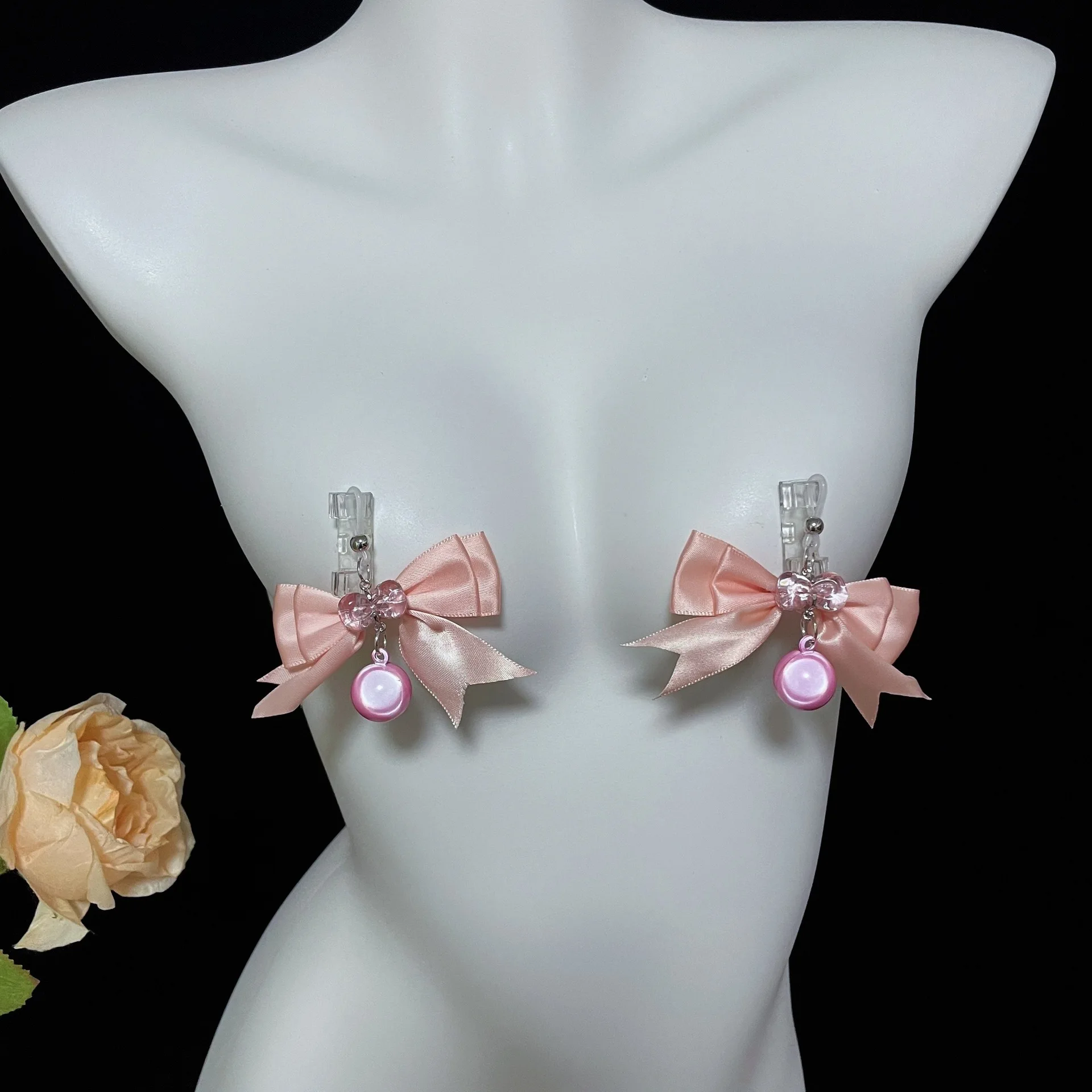 Pinces à tétons sensuelles en forme d'arc avec clochette sonore, pour massage et stimulation unisexe des tétons, jouet érotique pour couples SM, préliminaires et jeux érotiques._voghion.com