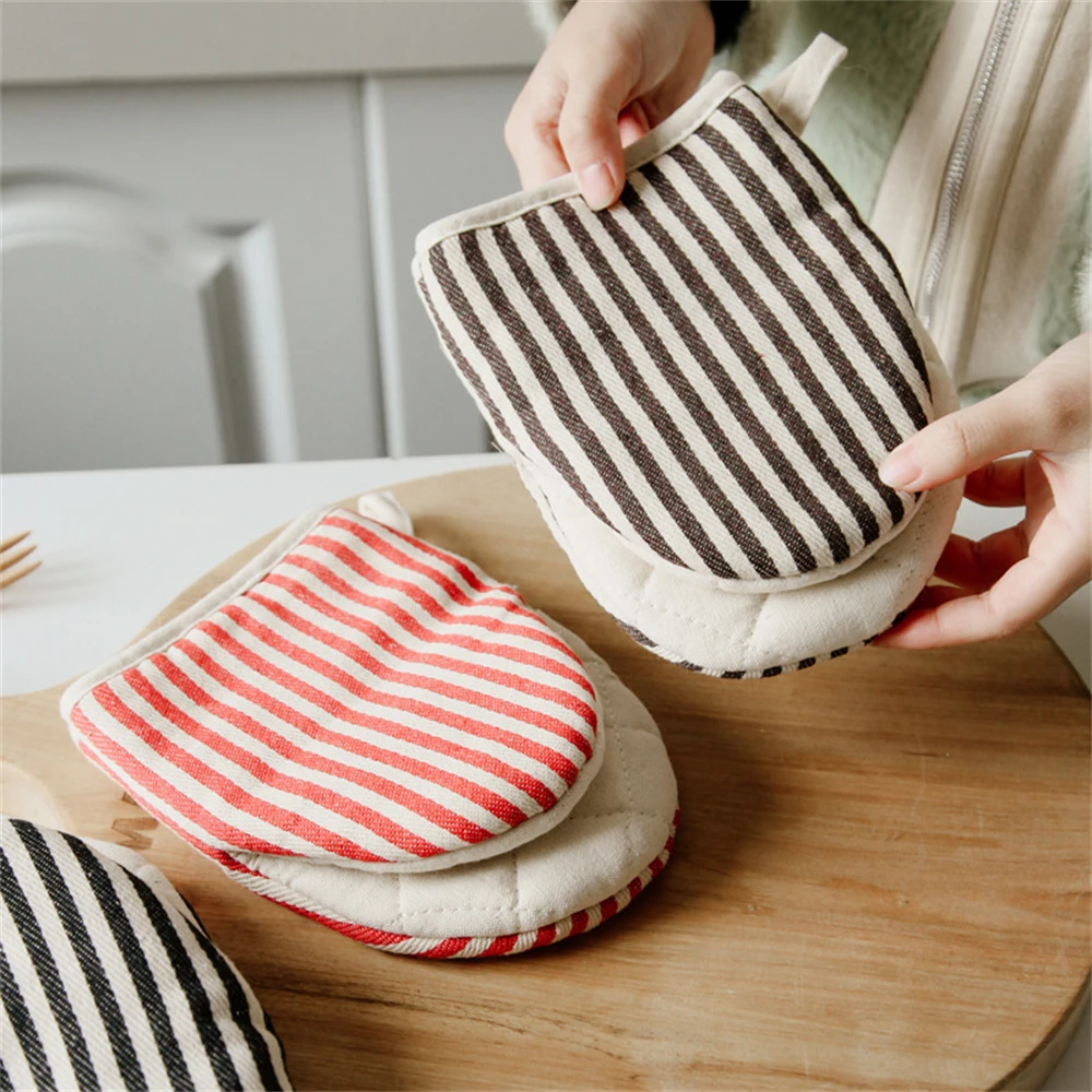 Household Insulated Gloves Microwave Anti-scald Gloves Thicken Striped Baking High Temperature Resistant Kitchen Tools kitchen gloves