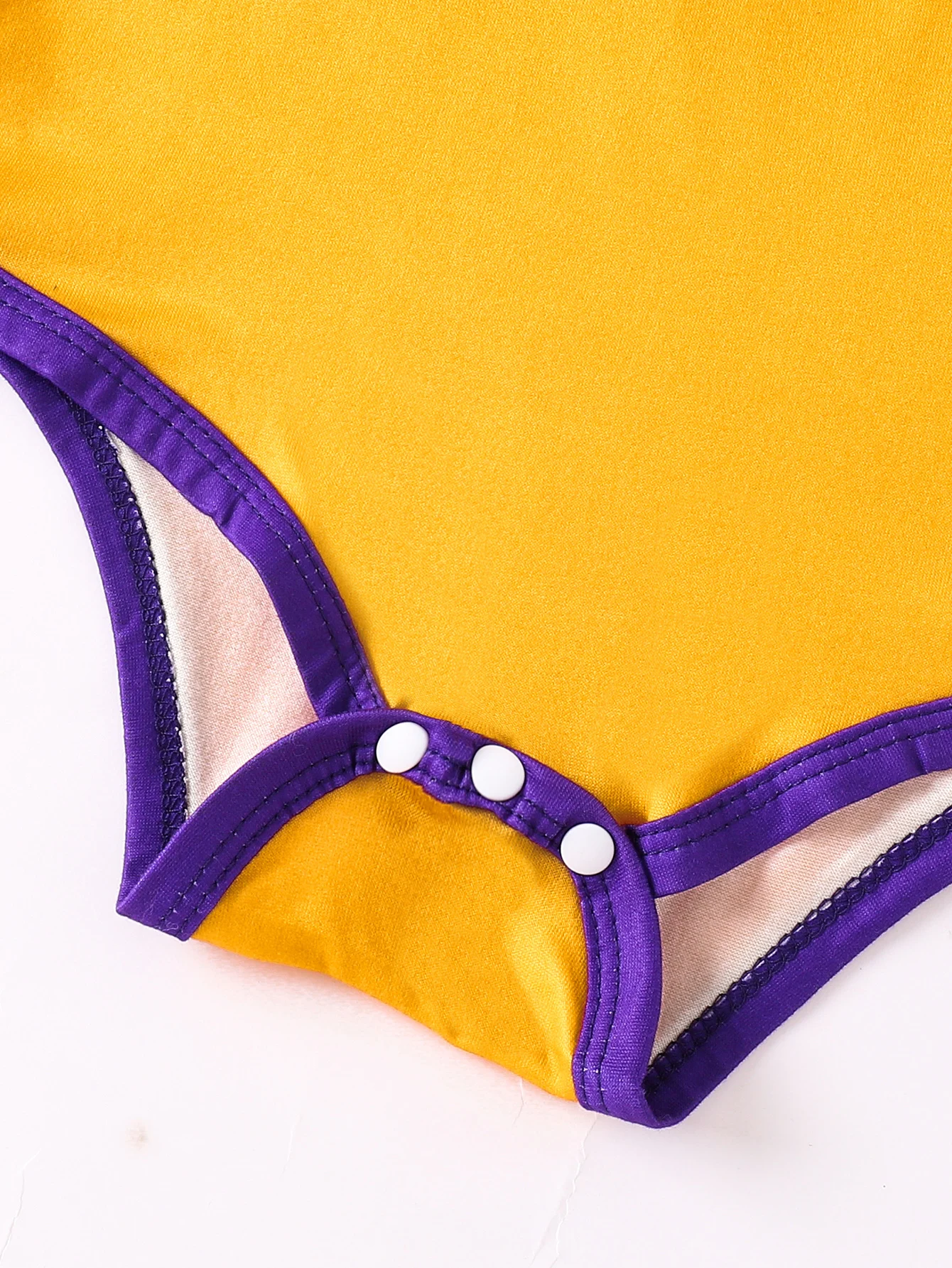 LA 24 Baby 2-Piece Set 3