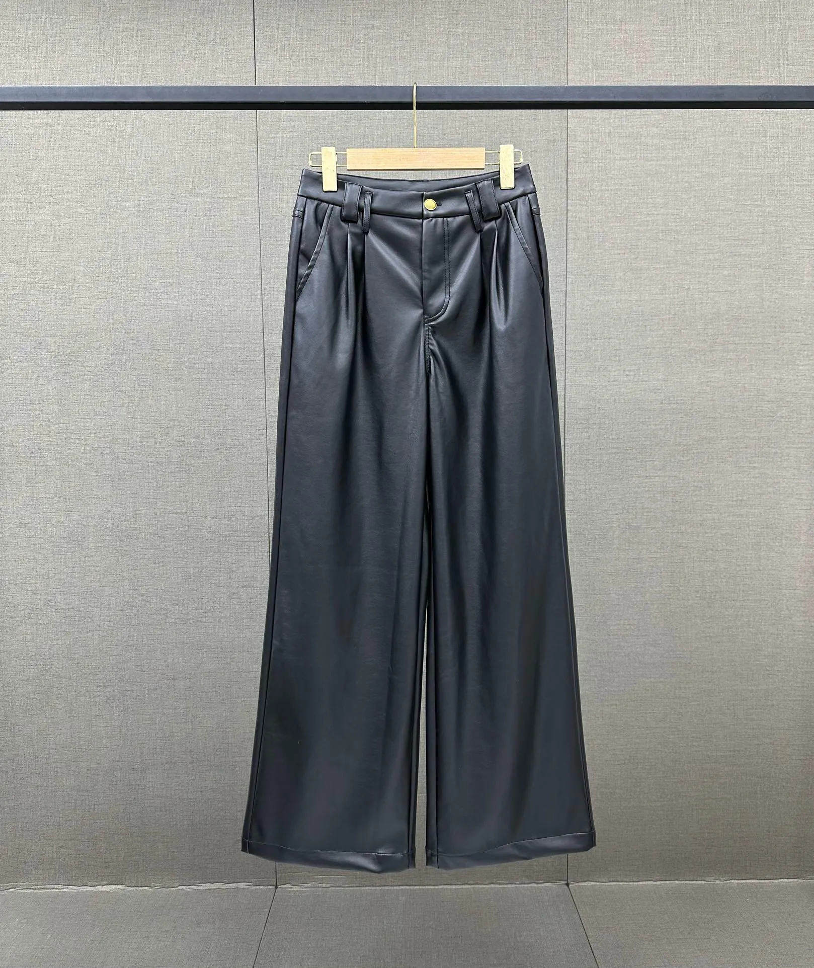 

Leather pants loose wide leg version casual fashion 2024 fall new hot 1228