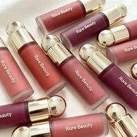 Rare Beauty Soft Pinch Liquid Blush, fini soyeux et lisse, longue tenue, effet repulpant, pour un maquillage éclatant, espoir, amour, vertus, joie, merveille, valeur 2