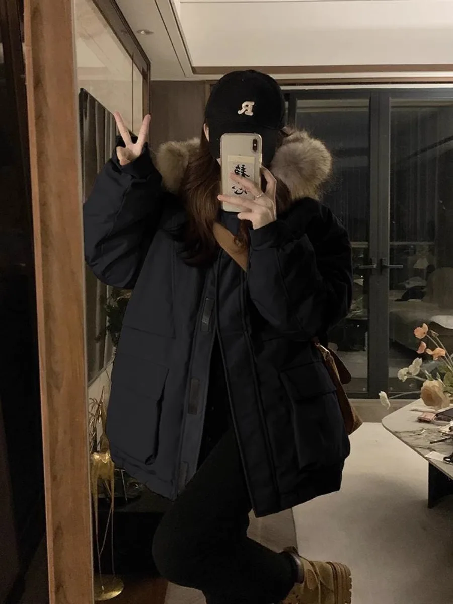 Рисунок 3 - Новинка 2023, зимняя куртка с капюшоном и мехом