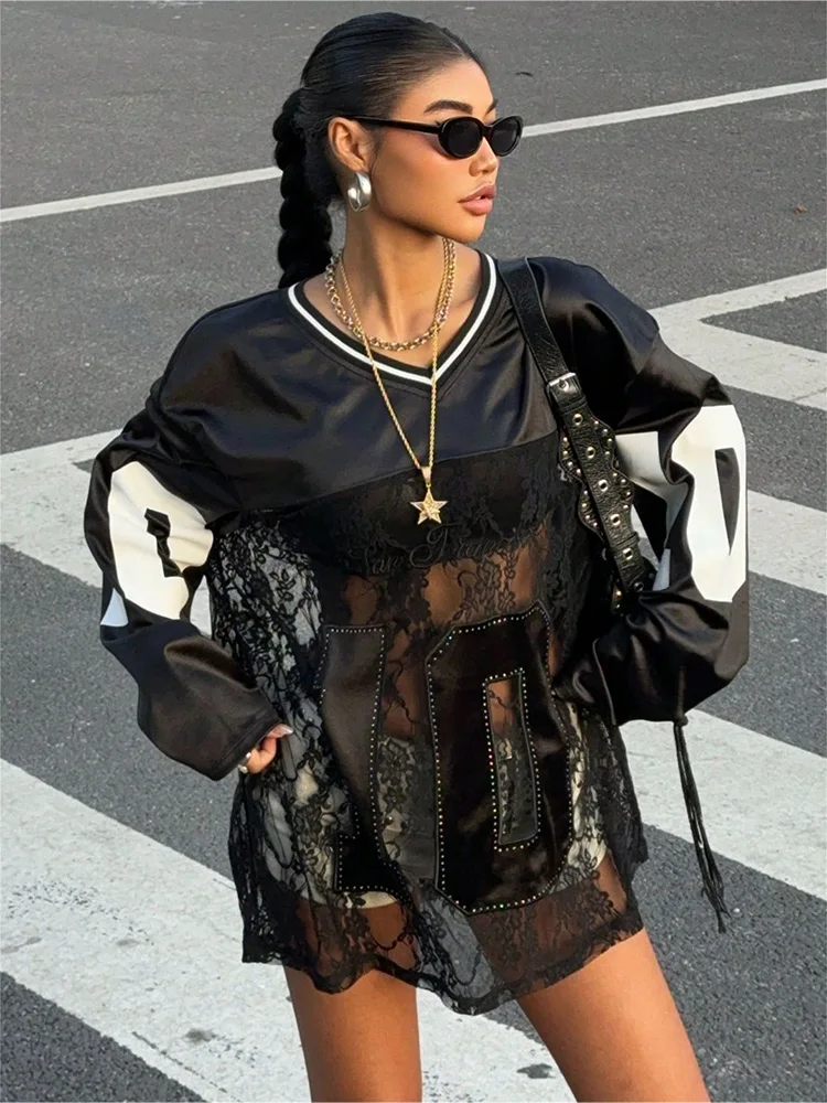 2026 Sommer Damen Y2K Street Jersey Sternennummer-Print Transparente Spitzenpaneele Oversize Drop-Shoulder Gestreiftes V-Ausschnitt Langarm T-Shirt
