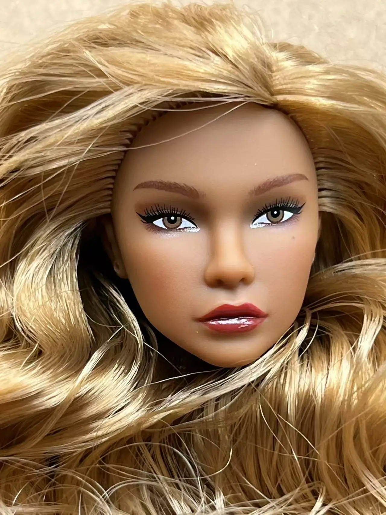 1/6 Coffee Beige Superwhite Skin Doll Heads Candy Color Hair Heads Collective Female Doll Figure Toys