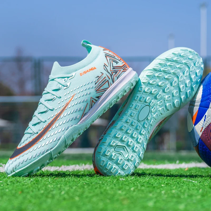 Men's Soccer Shoes TF/FG Non-Slip Turf Soccer Cleats Personalized Design Sport Shoes Casual Sneakers Fashion Football Boot 35-45
