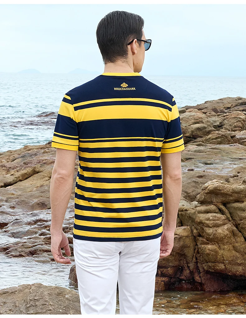 New Straight Men's Short T-shirt Round Neck Bruce&Shark Fashion Men's Stripe Tee Stretch Cotton Summer Breathable Tops Big Size 15 S4cfee8dd06ac4818a6ea4037f049e6dbK
