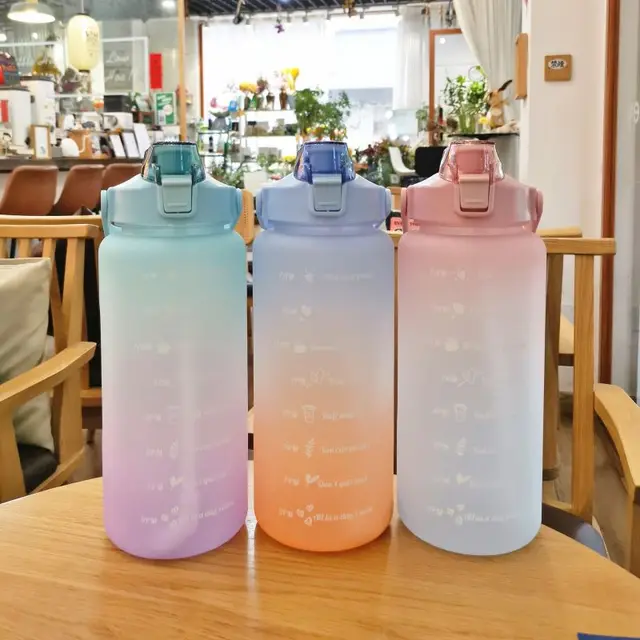 2L Water Bottle With Straw Time Marker Plastic Water Cup Large Capacity Frosted Outdoor Sports Bottles botella de agua 2 litros 2