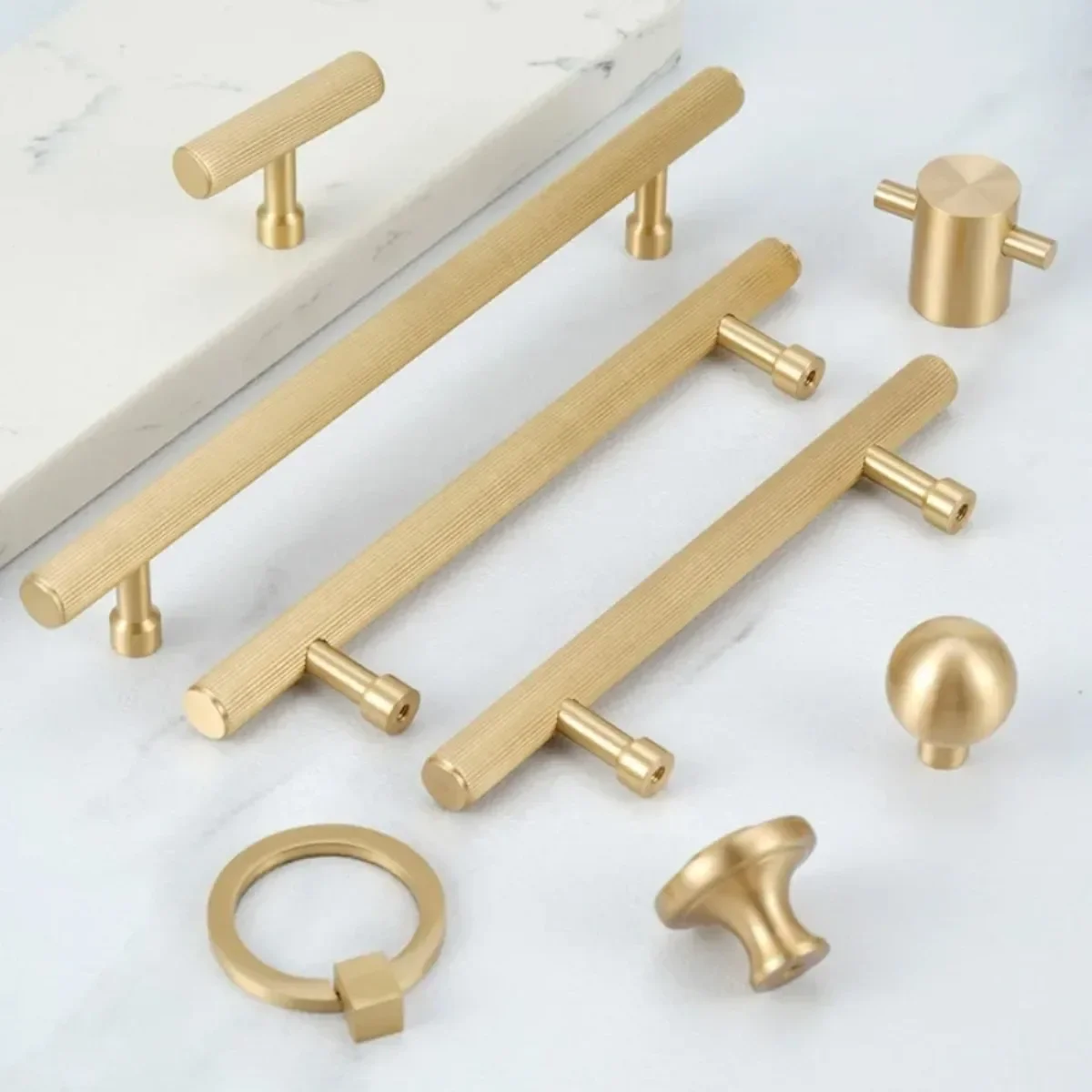 96-416mm Hole Spacing Solid Brass Golden Furniture Handles Nordic Luxury Stripe Handles for Cabinets and Drawers Dresser Knobs