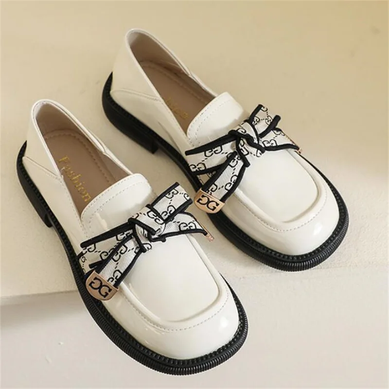 Retro British Style Thicksoled Loafers Black Softsoled Shoes For