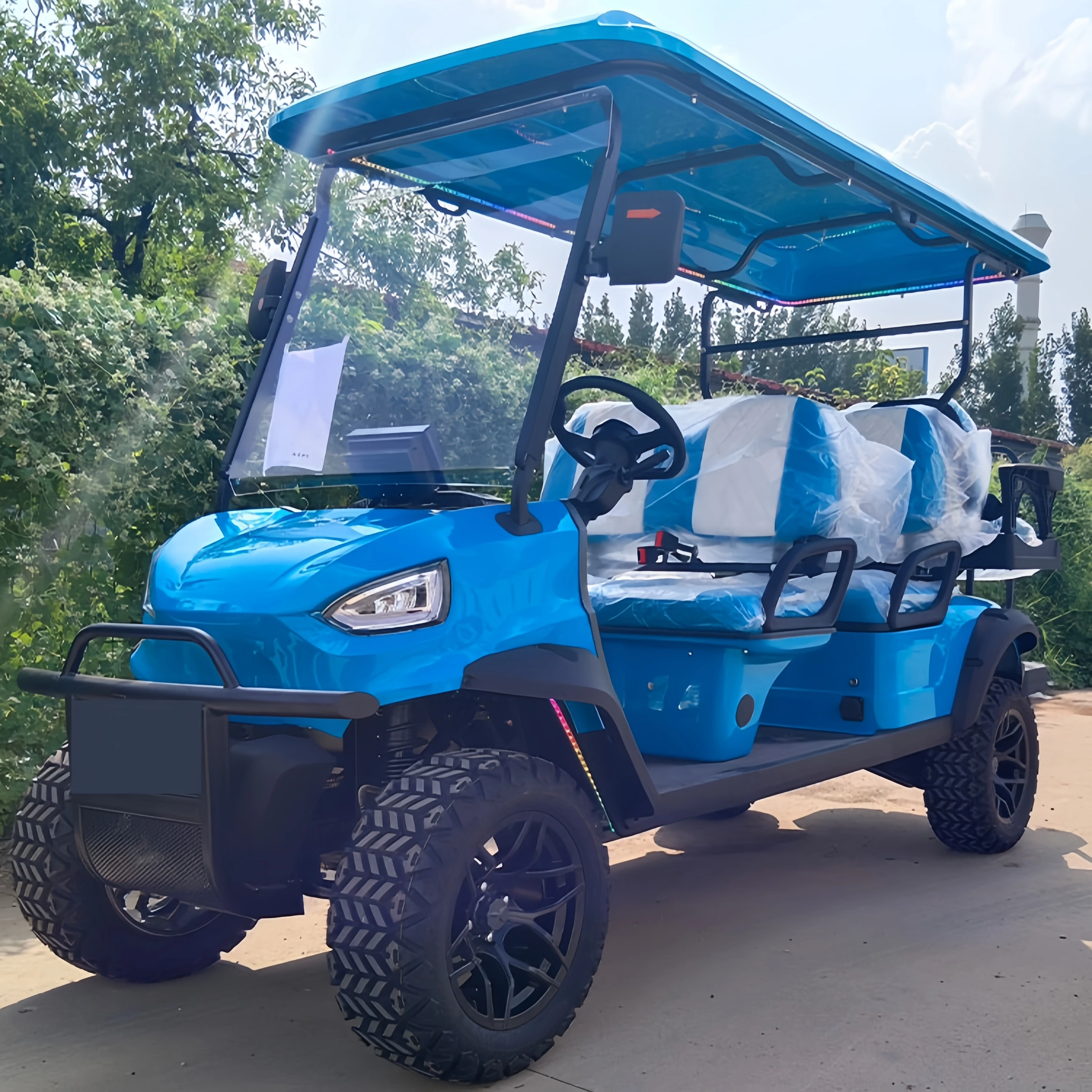 Solar Powered Lithium Battery 4/6 Seater Electric Golf Cart Utility Buggy Golf Car