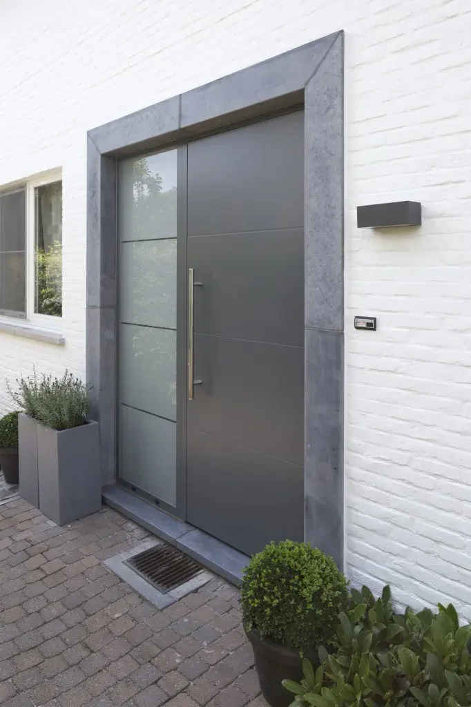 High-End Luxurious Front Door Tempered Glass Aluminium Entrance Doors Main Security Doors for Home Decoration