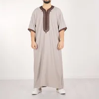 Muslim Men Embroidered Long Robe Round Neck Jubba Thobe Basic Jilbab Djellaba Islamic Qamis Homme Musulman Jalabiya Arabia Man