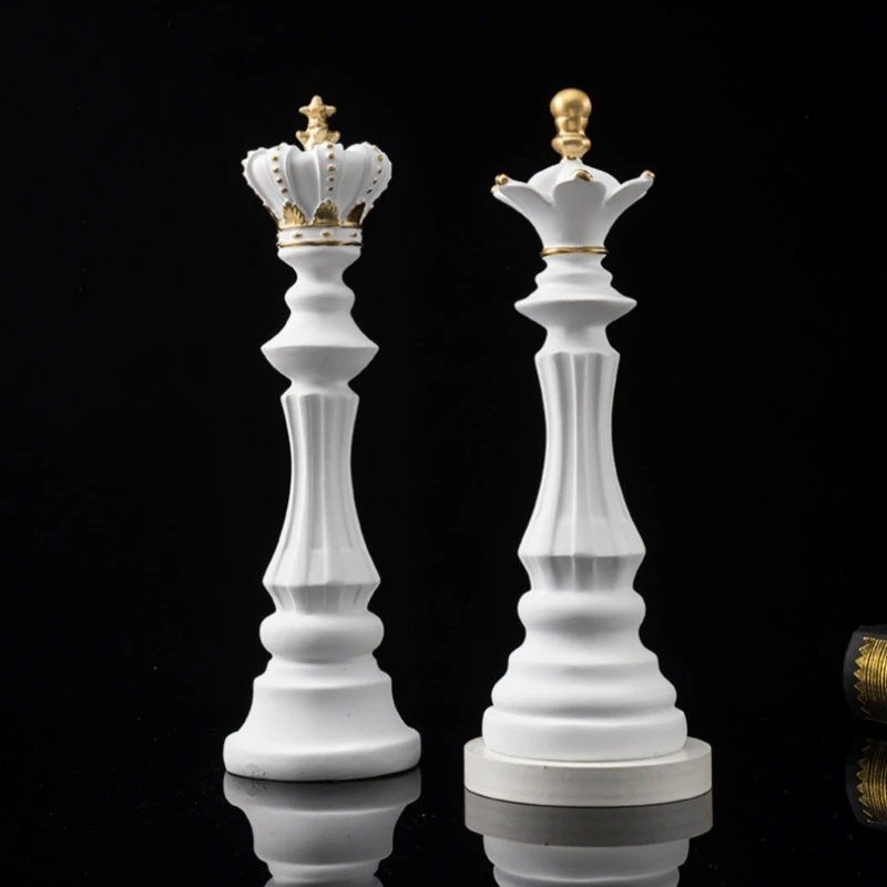 Resin Retro International Chess Figurine for Interior King Knight Sculpture Home Desktop Decor Living Room Decoration