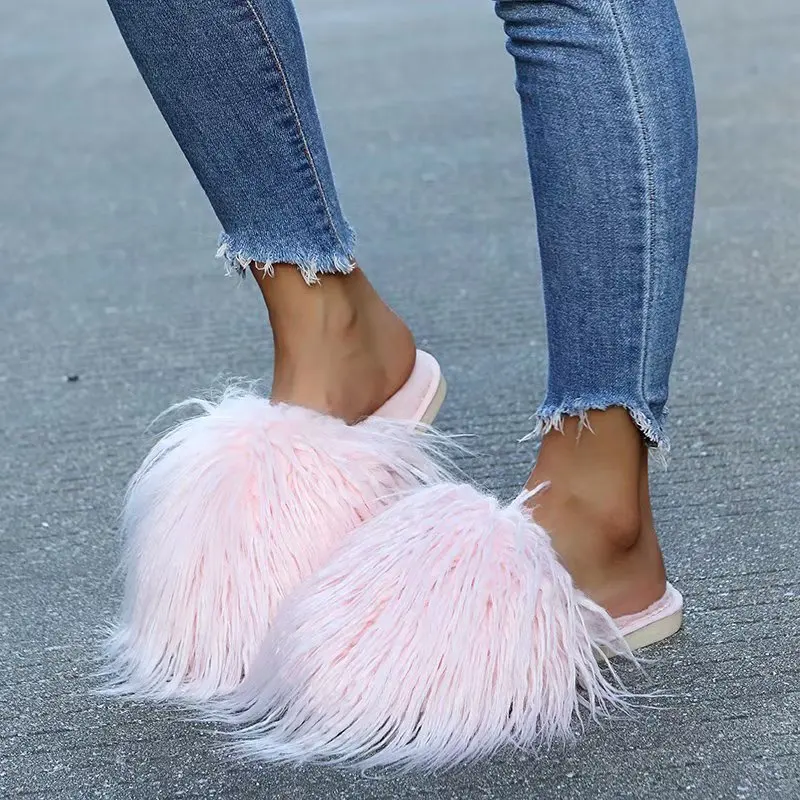 Fashionable New Round Headed Warm Casual Cotton Slippers for Women in Winter Non Slip Comfortable and Sexy Flat Bottom Fur Shoes