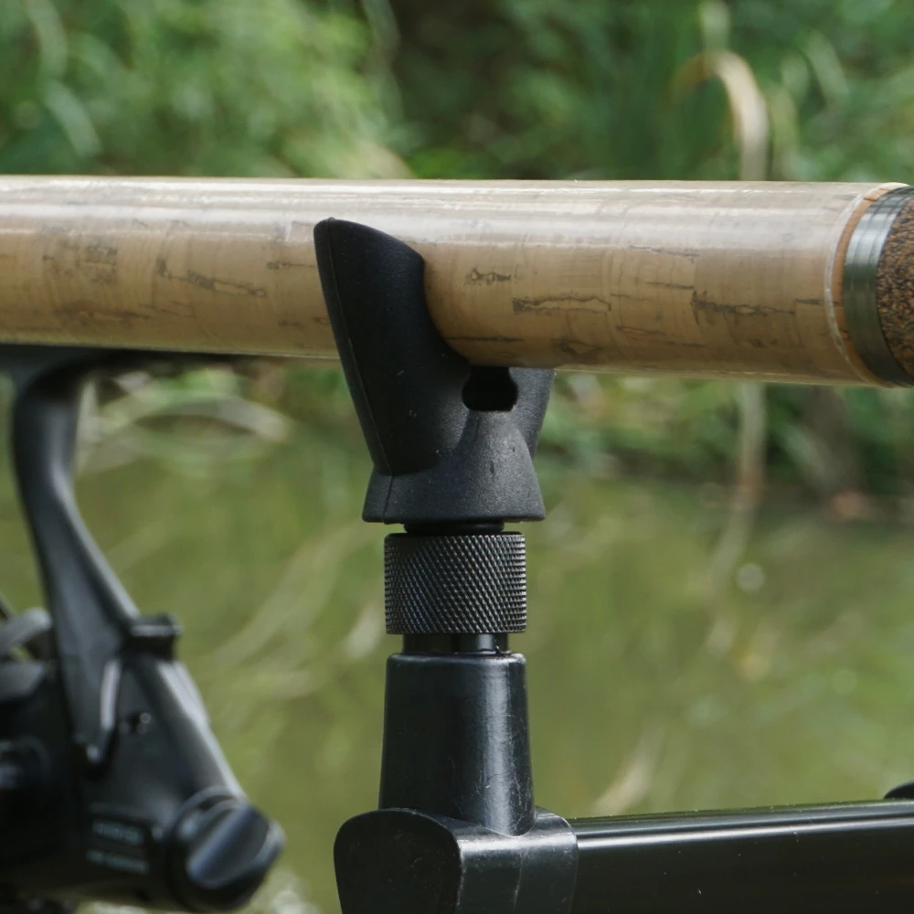 Tête de support de canne en caoutchouc noir pour pêche à la carpe avec grip ergonomique et filetage standard 3/8 pour stabiliser et sécuriser les cannes à pêche pour les longues sessions de pêche