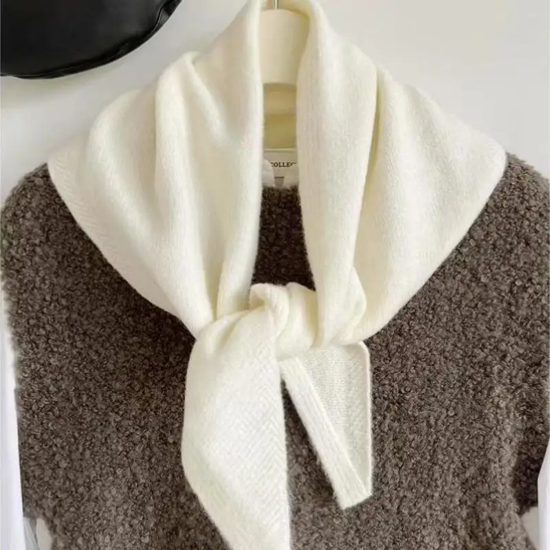 Koreanischen Stil Wolle Gestrickte Dreieckige Schal Frauen Kopftuch Gestrickte Schal Multi-funktionale Warme Gestrickte Schal – Detail 1