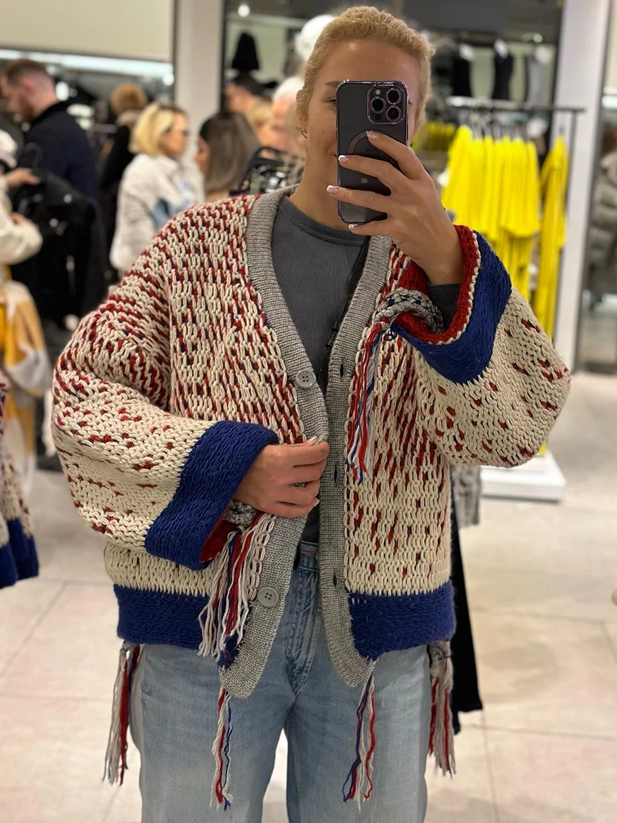 

Tassel Colorful Knitted Sweater Cardigan Autumn Woman V-Neck Single Breasted Long Sleeve Cropped Sweaters Casual Fashion Jumper