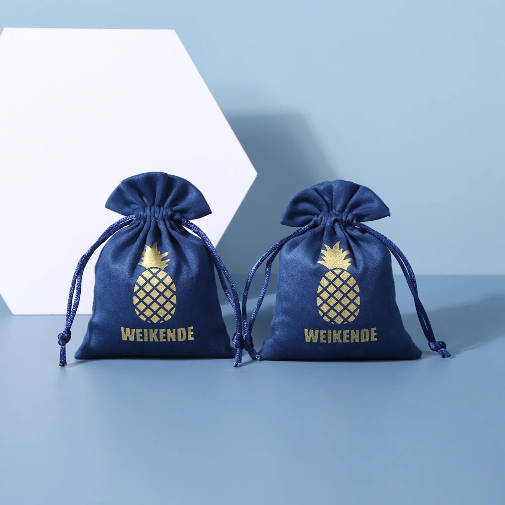 100 Stück Marineblaue Flanell-Schmuckbeutel mit individuellem Logo, schicke Hochzeitsgeschenke, Geschenktüten, Samtbeutel mit Kordelzug für Geburtstage – Detail 9