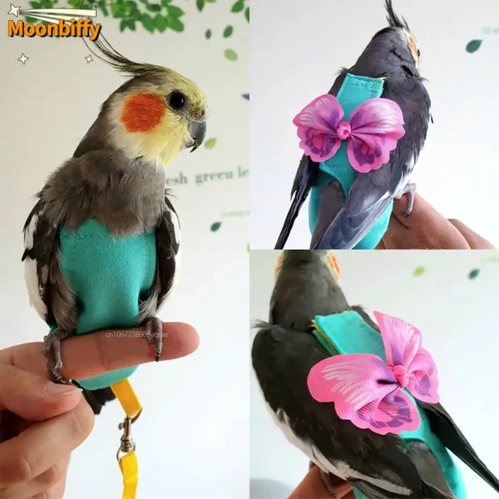 1 PCS Parrot Bird Diapers with Harness Leash Flight Clothes Suit for Small Medium Birds Parakeets Parrot Cockatiel Bird Clothes