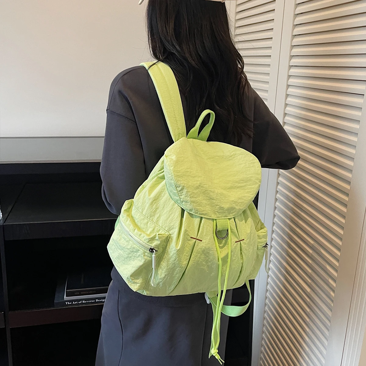 Lightweight Commuter Backpack for Women, Suitable for Outdoor Hiking, Large Capacity, Lightweight, Mommy Backpack for Walking with Kids, Hiking, Shopping, and Mountain Climbing