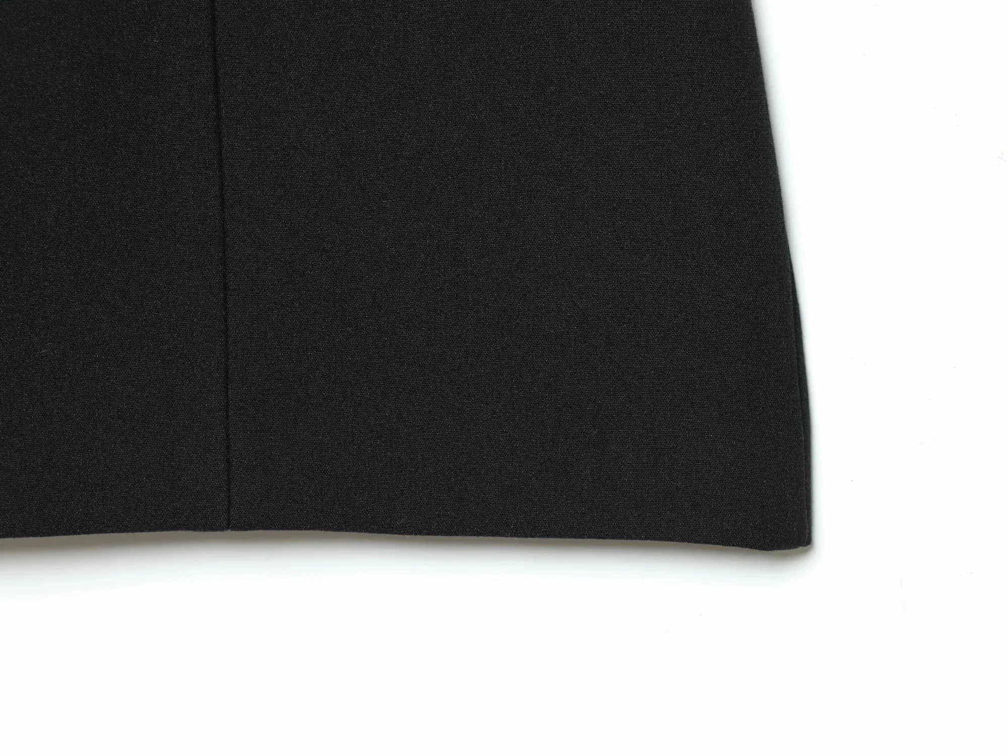 Elegantes Damenkleid für Feiertage und Partys Modisches O-Ausschnitt Puffärmel Kurzkleid mit Rückenreißverschluss Sexy Schwarzes Minikleid – Detail 7
