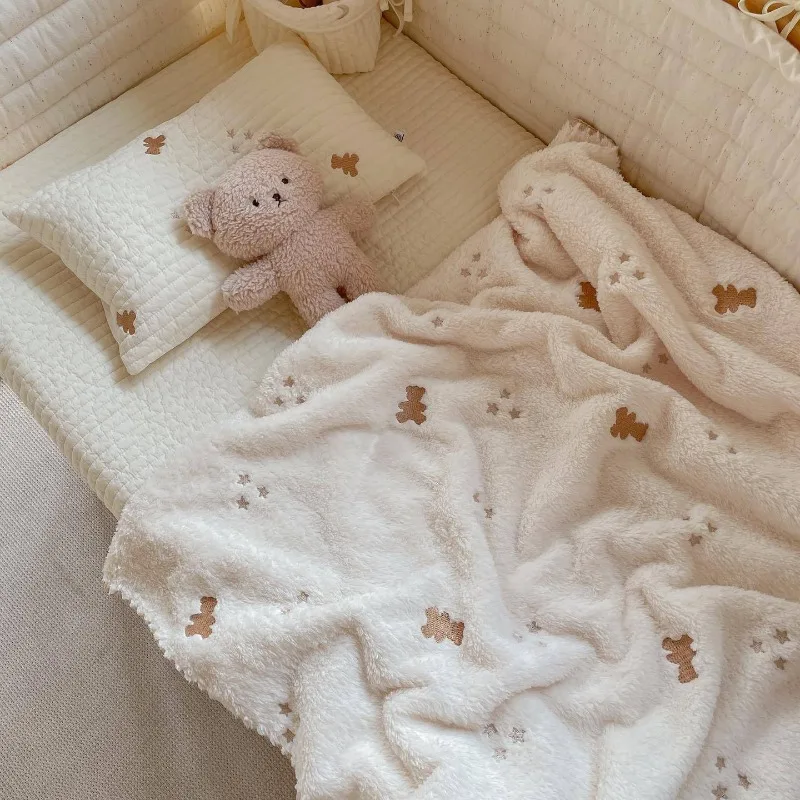 Children's Quilts Baby Blanket Soft Skin Non-irritating Cartoon Animal Thickened Flannel Kindergarten Nap Swaddling cotton blanket bedding set baby blanket