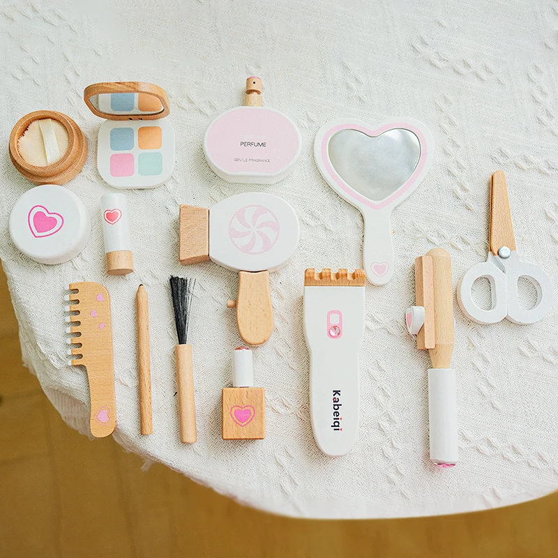 Wooden Pretend Play Makeup Toys Simulation Cosmetics Set Girls Play House Hairdressing Simulation Make Up Preschool Toys ﻿