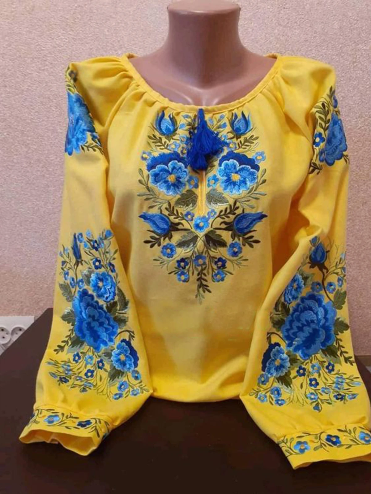 thumbnail image 1 of Blusa bohemia con mangas abullonadas y estampado de flores, blusa sexy de encaje con borlas y cuello redondo para mujer, blusas elegantes para primavera, verano y otoño, 1 of 4
