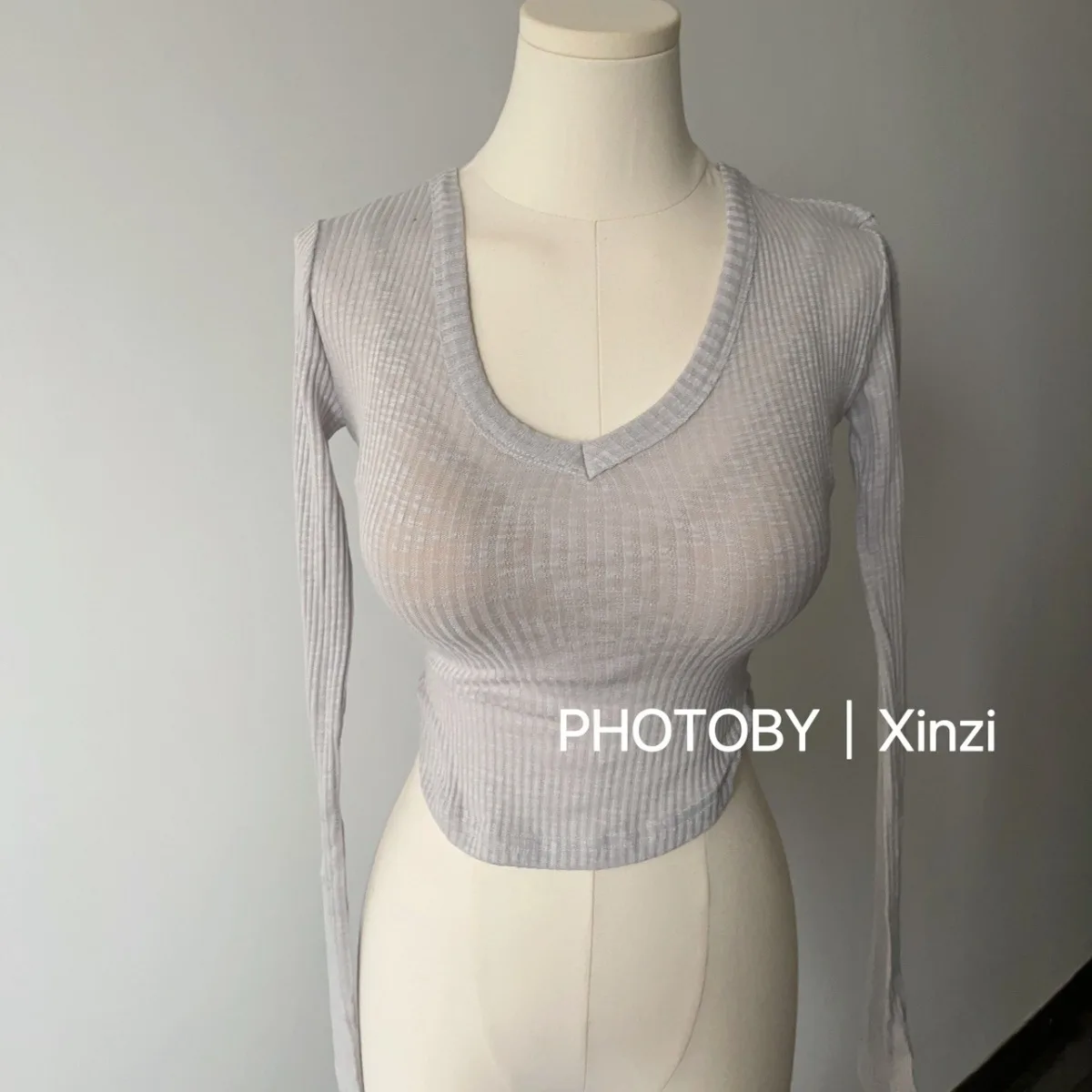 

Wholesale V Neck See-through T Shirts High Strecth Tops 2024 New Korean Style Spring Long Sleeve Slim Fit T Shirts for Women