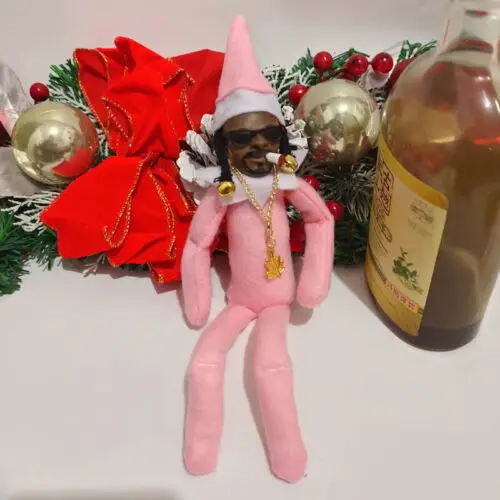 Em promoção! Snoop Em Uma Varanda Duende Boneca Decoração De Casa Elf Na  Prateleira Boneca De Artesanato De Ano Novo, Natal, Presente Para As  Crianças