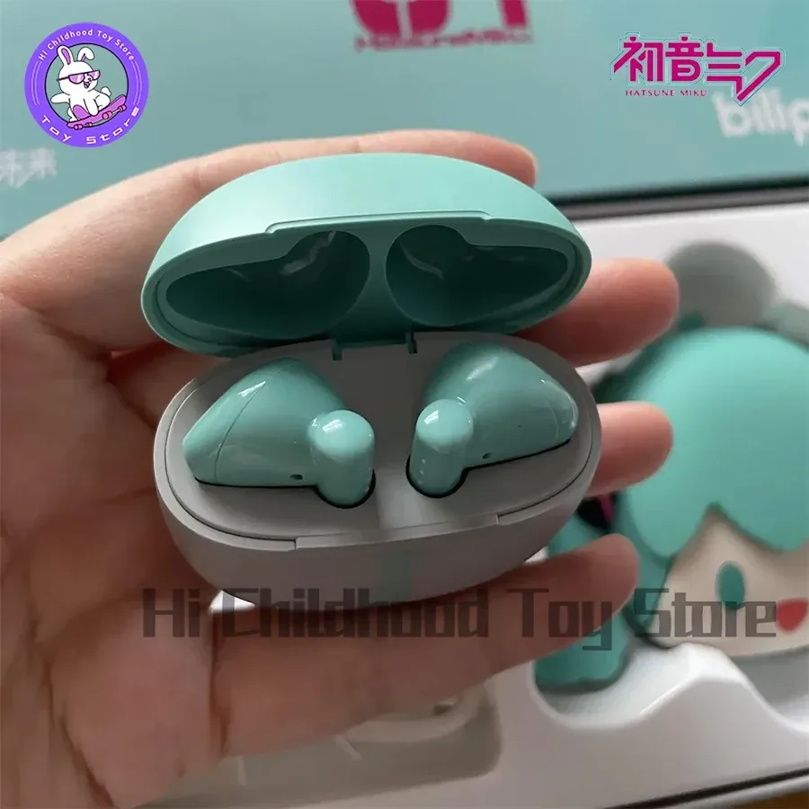 

Набор беспроводных Bluetooth-наушников Hatsune Miku с аниме мультяшным рисунком, симпатичный силиконовый защитный чехол, полувкладыши для девочек, рождественские подарки